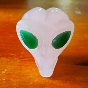 Quartz Crystal Love Stone Skull Natural Jade Eyes